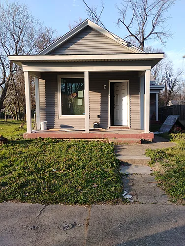 2009 Saint Louis Ave Photo 1 2009 Saint Louis Ave Photo 1