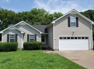 3871 Mackenzie Dr, Clarksville, TN 37042