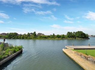 302 Lakeview Dr, Slidell, LA 70458