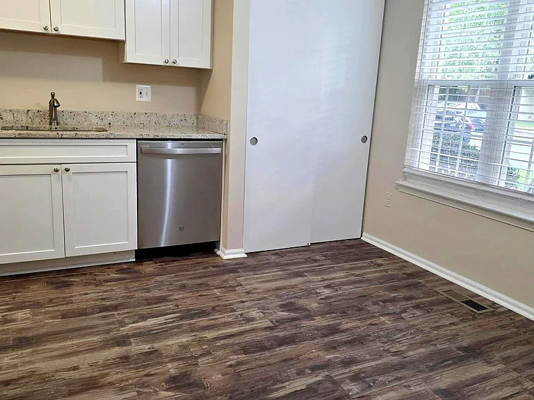 17325 Sandy Knoll Dr — Photo 9