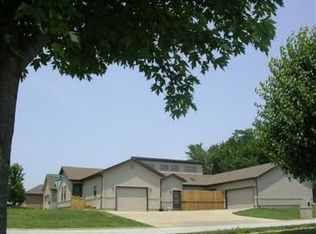 3711 W Riverside St, Springfield, MO 65807