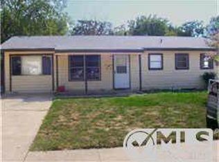 1016 Denton Dr, Euless, TX 76039