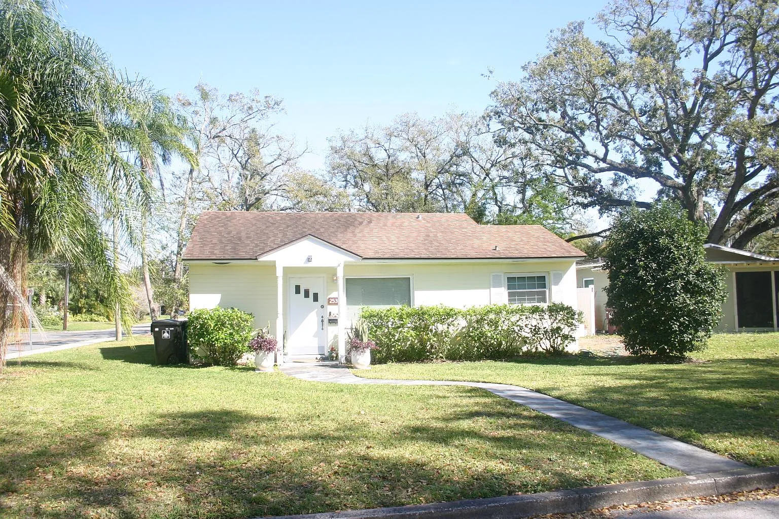2 bed, 786 sqft, $1,995 — Photo 2