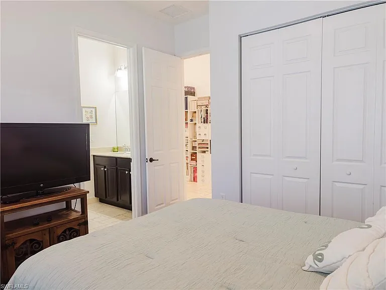 5169 Roma St — Photo 34