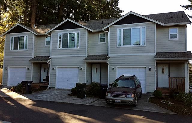 1st image of 2505 Conger Ave NE