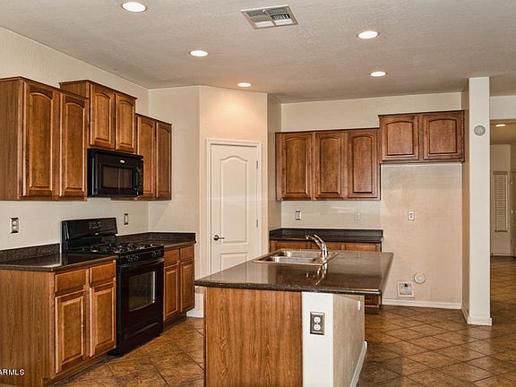 3rd image of 7211 N 73rd Dr