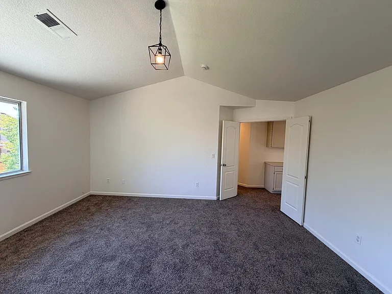 937 Neal St — Photo 29