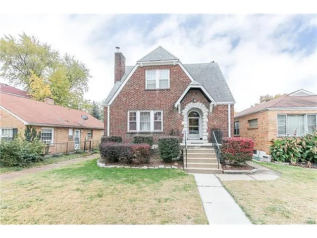 4972 Parker Ave photo 1