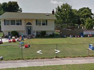 50 Montgomery St, Brentwood, NY 11717