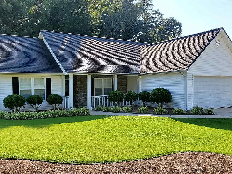 1st image of 140 Creekdale Dr