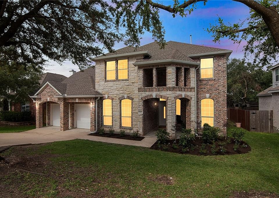 1st image of 2615 Corabella Pl