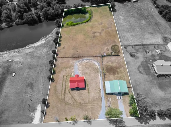 322 Nancy Dr, Sikeston, MO 63801