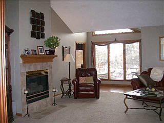 3rd image of 9608 Fairby Dr