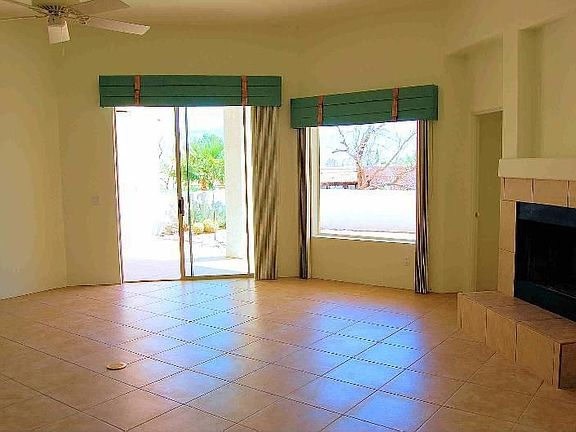 3rd image of 717 W Camino Del Bondadoso