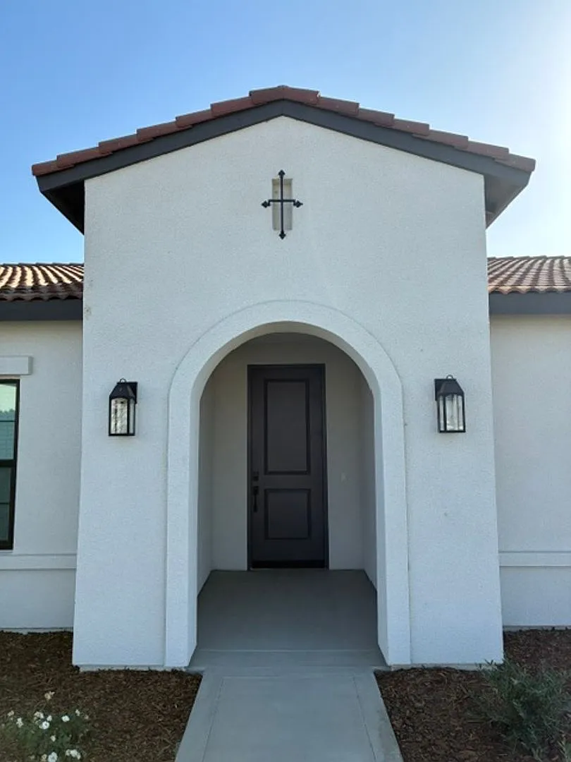 Brand New 4 Bedroom / 2 Bathroom Home for Lease in Sycamore at Stockdale River Ranch (Stockdale H... — Photo 3