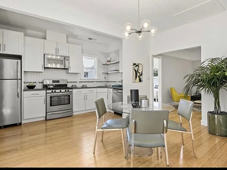2308 Haste St #C — Photo 1