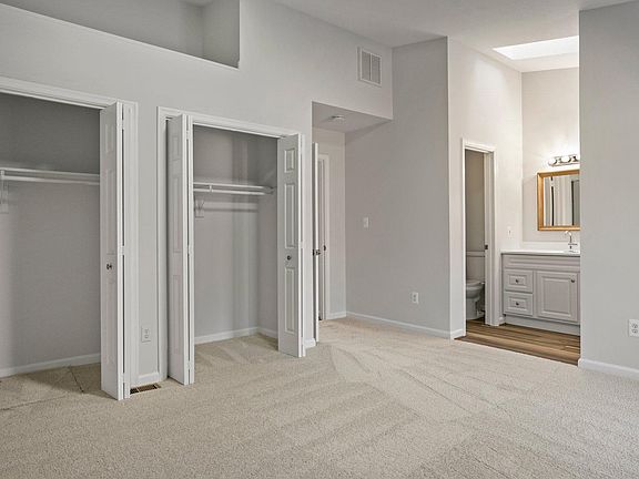 5th image of 215 Waterbrook Ct