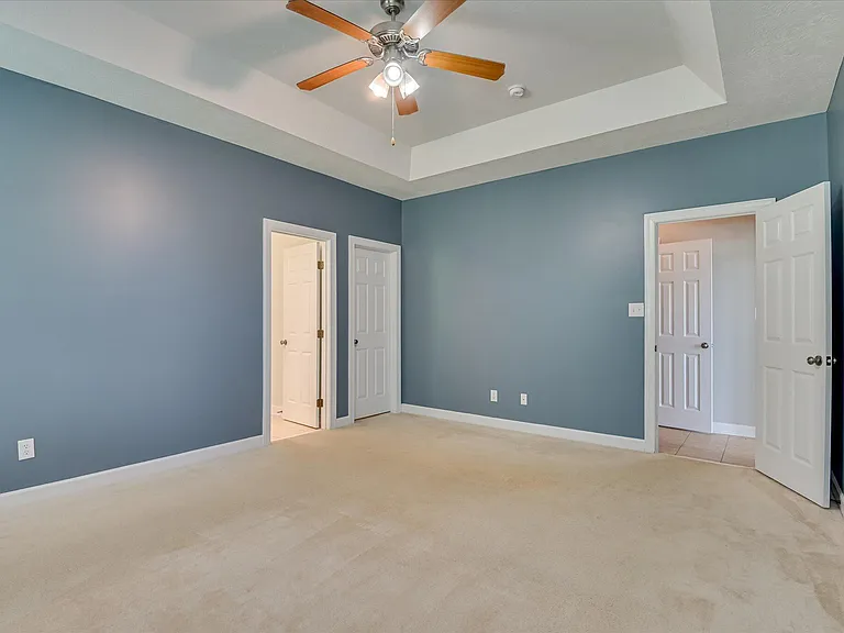 158 Kenilworth Dr — Photo 25