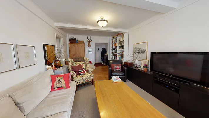 Rented by Bond New York | media 2