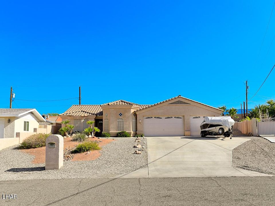 1st image of 3345 Sand Piper Dr