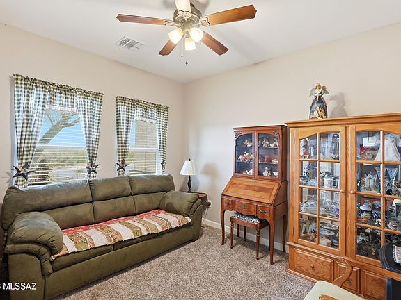 5th image of 301 W Vista Monte Dr