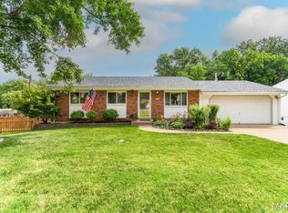 3731 Calef Dr, Saint Louis, MO 63125