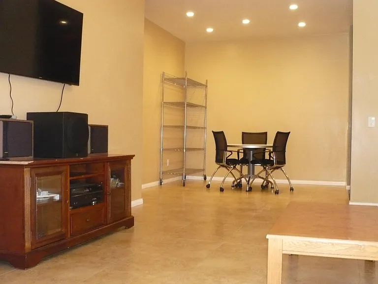 8310 Regents Rd #1C — Photo 10