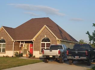 545 27th St, San Leon, TX 77539