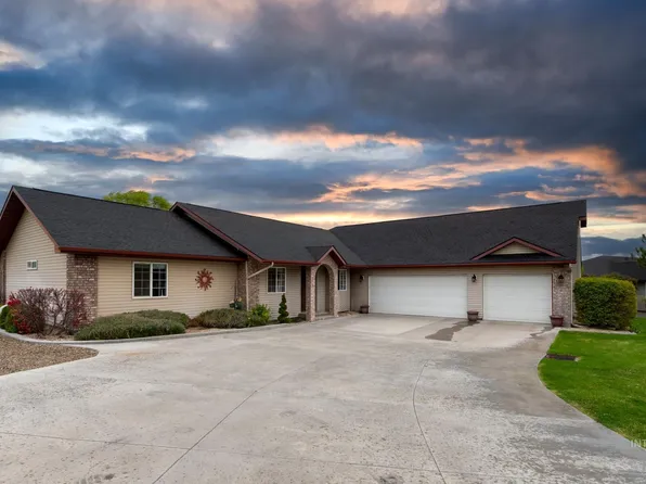 2520 E 3707 N, Twin Falls, ID 83301