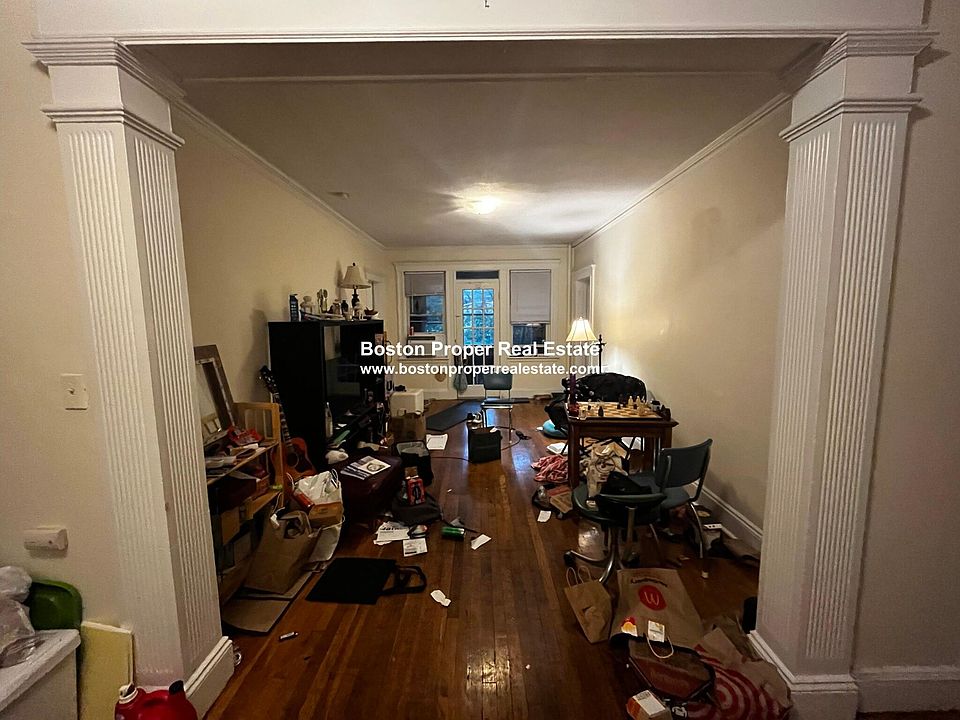 1st image of 15 Melvin Ave #9X