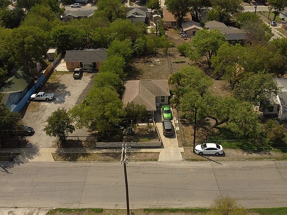 5th image of 3218 W Poplar St