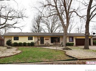 321 E 16th St, Claremore, OK 74017