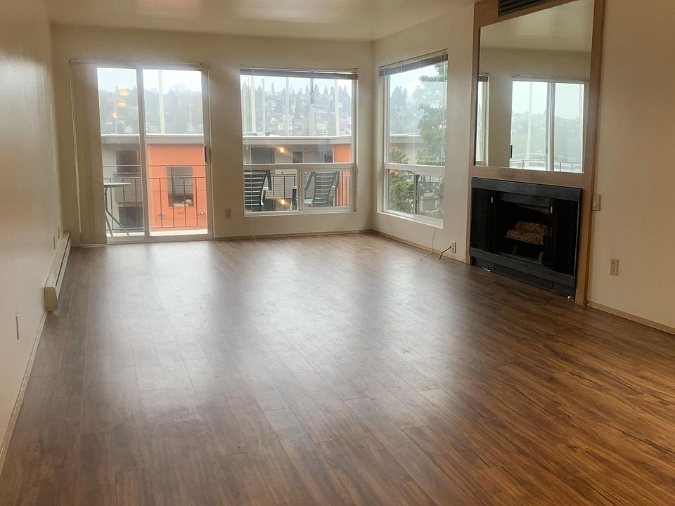 1st image of 2839 14th Ave W #202