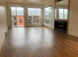 2839 14th Ave W #202, Seattle, WA 98119