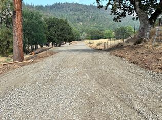 0 E Antelope Rd #300-301, Eagle Pt, OR 97524