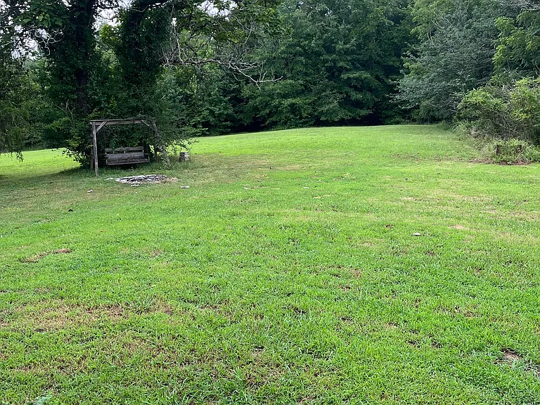 204 Wentink Rd — Photo 2