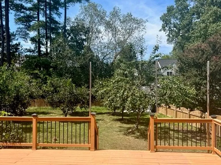 5736 Lake West Ter — Photo 37