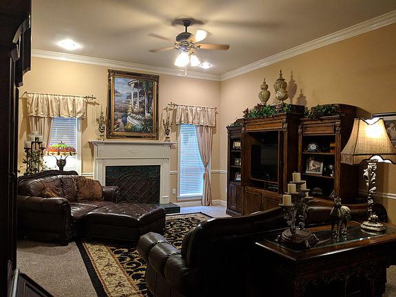 Living Room Alt. View