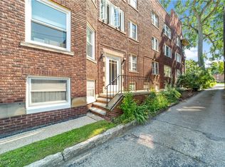 2707 Lancashire Rd APT 18, Cleveland, OH 44106