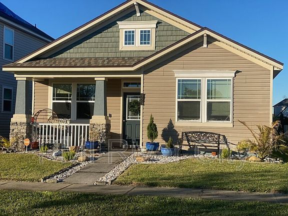 2nd image of 453 Vineyard Ln