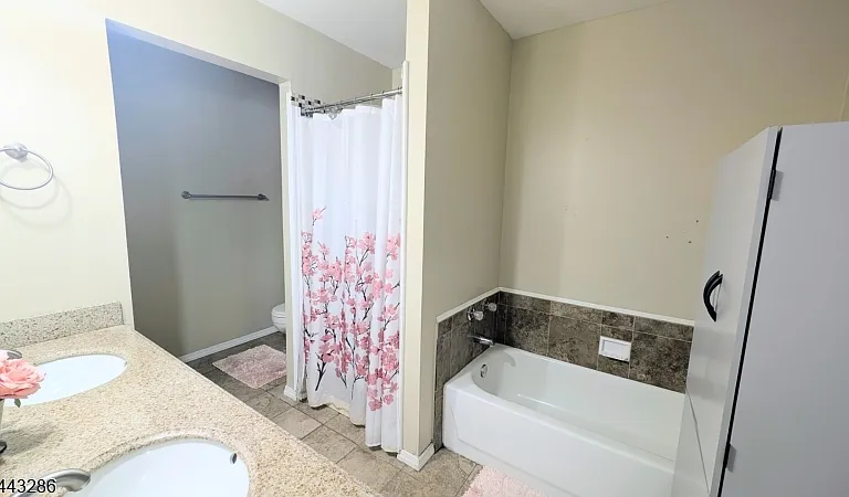 180 Whisper Way E — Photo 2