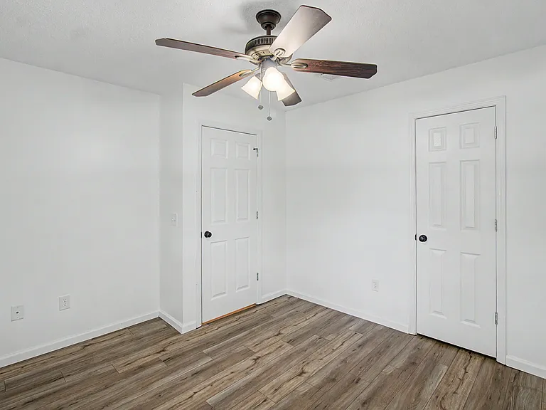 219 Kevin Rd — Photo 18