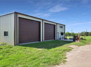 4552 Mineral Cemetery Rd, Beeville, TX 78102