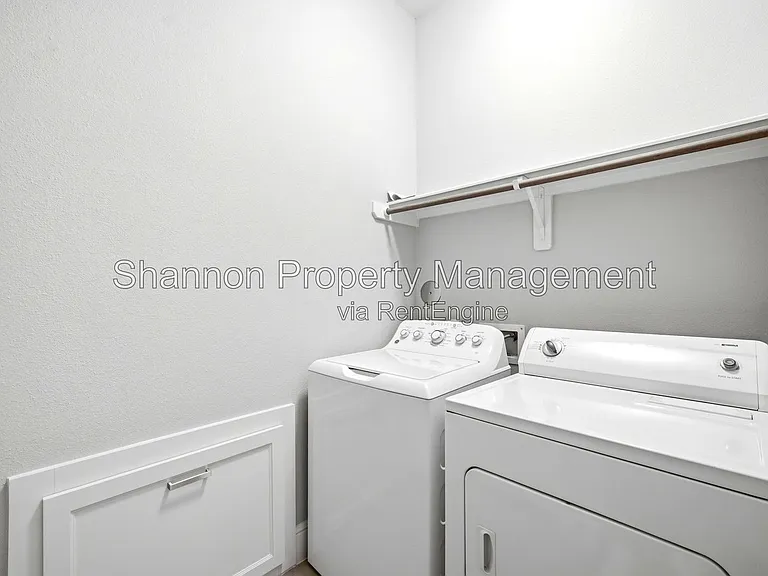 1204 W 16th St #B — Photo 51