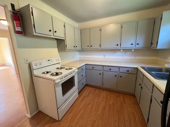 1014 Route 23a APT 4, Catskill, NY 12414