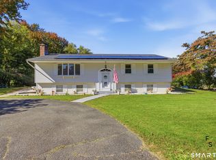 17 Pioneer Drive, Enfield, CT 06082