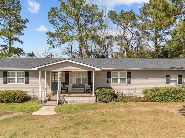 2710 Gaddys Mill Rd., Dillon, SC 29536