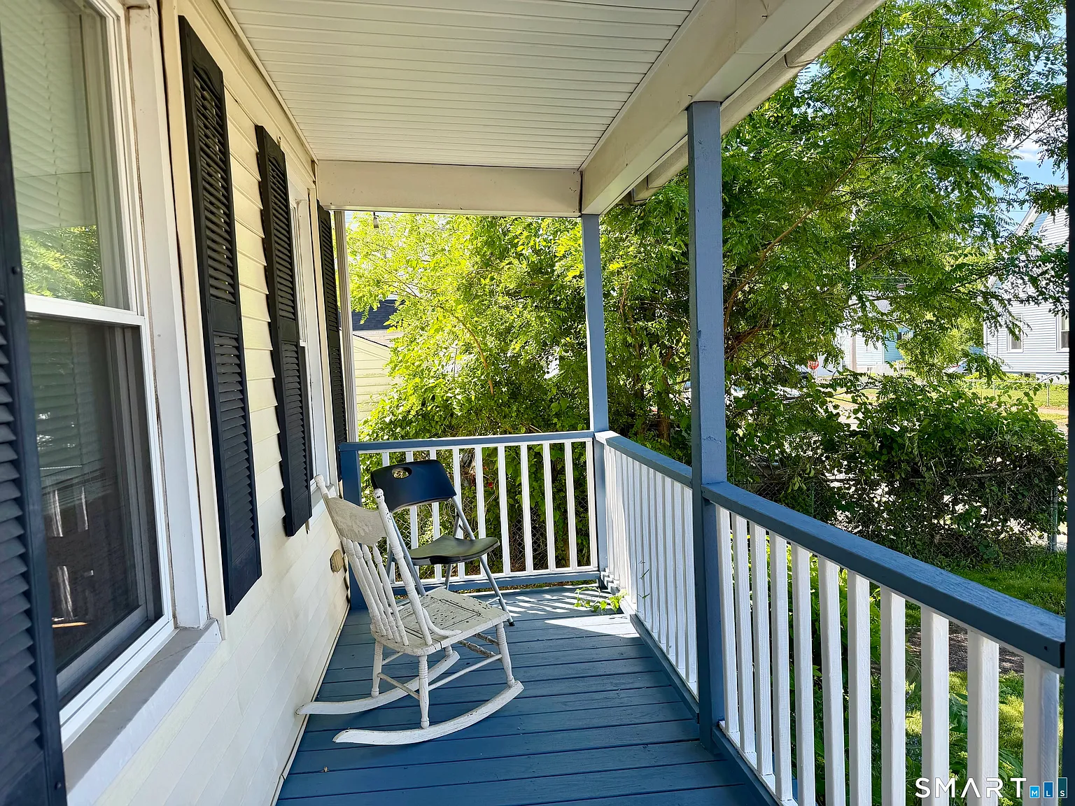 4 bed, 1.5 bath, 1520 sqft, $3,200 — Photo 3