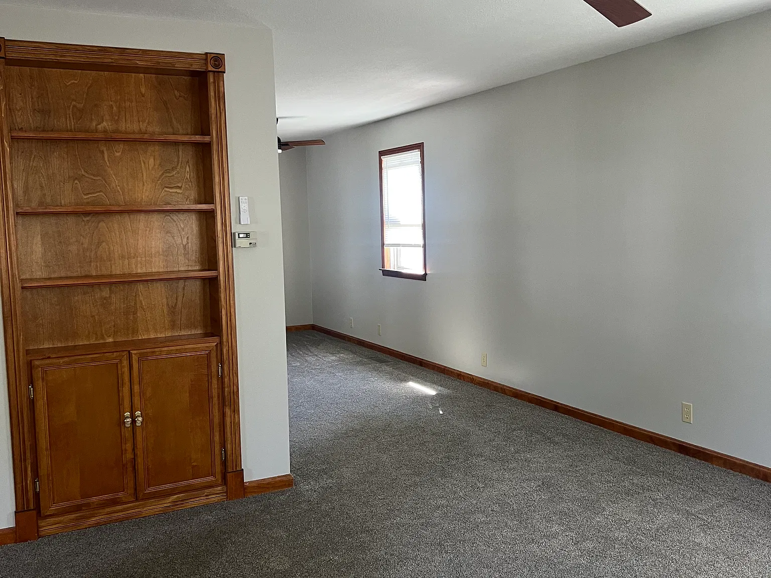 4 bed, 1372 sqft, $1,200 — Photo 3