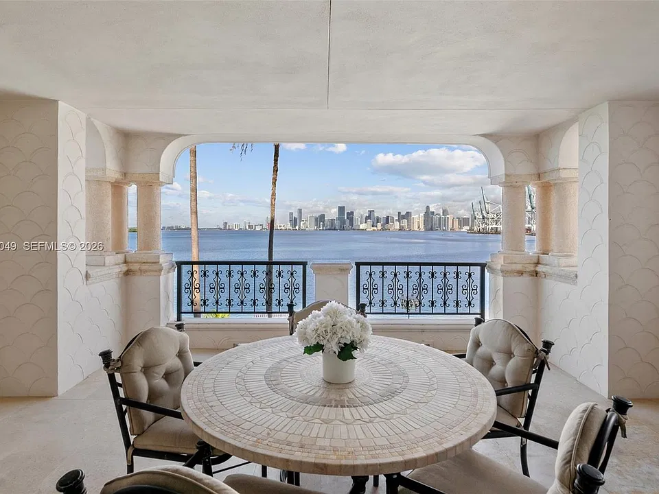 5235 Fisher Island Dr #5235